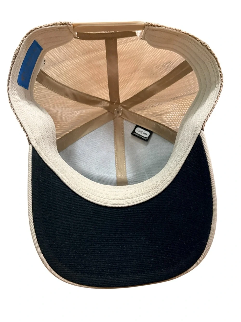 Costa Del Mar Topwater Trucker Hat Tan Mesh Snapback Adjustable Fishing Cap NWOT